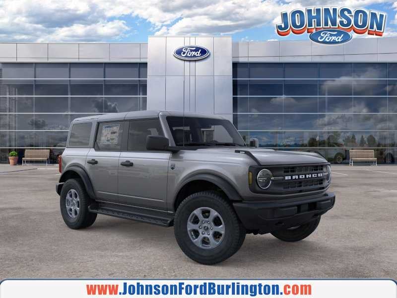 2026 Ford Bronco Big Bend in Carbonized Gry — front three-quarter view