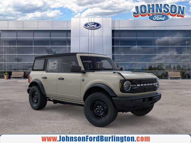 2026 Ford Bronco Big Bend in Desert Sand — front three-quarter view