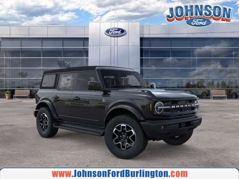 2026 Ford Bronco Outer Banks in Shadow Black — front three-quarter view