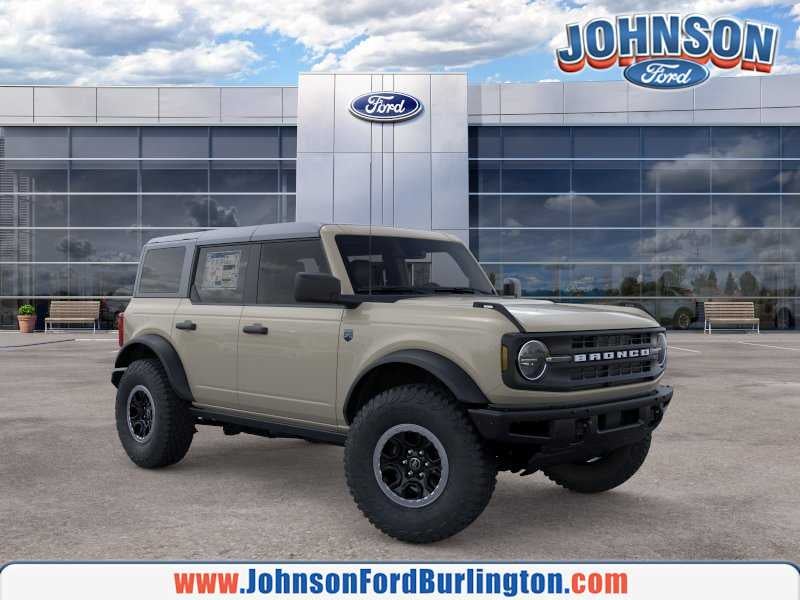 2026 Ford Bronco Big Bend in Desert Sand — front three-quarter view