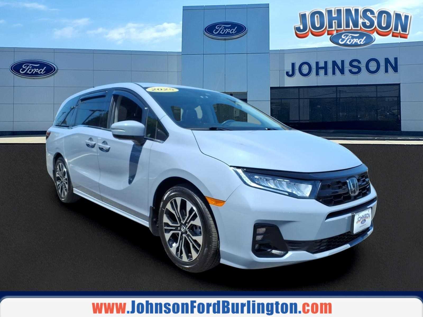 2025 Honda Odyssey Elite in Sonic Gray Pearl — front three-quarter view